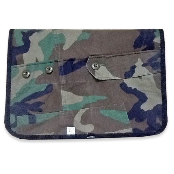 Unikat- Umhängetasche aus US Army Camouflage Uniform - Größe Medium